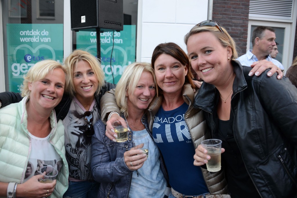 ../Images/Donderdag kermis 424.jpg